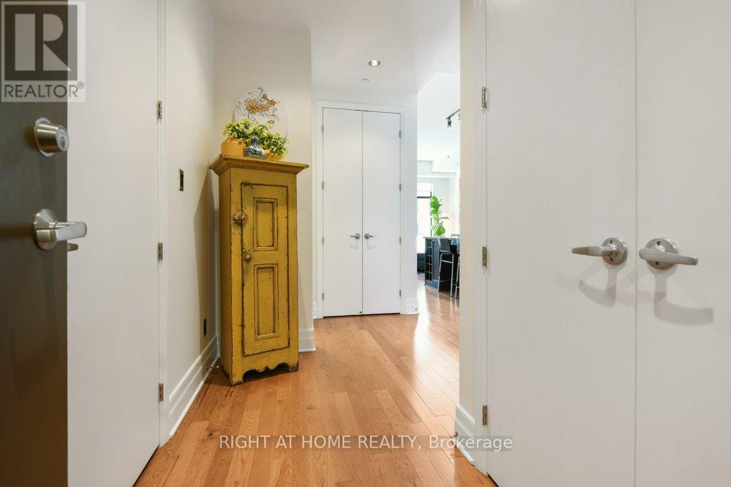 Welcoming foyer