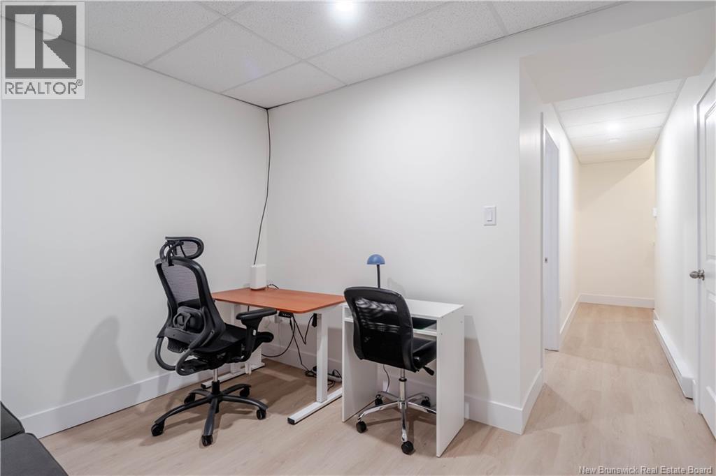 2 Westwood Drive - 30