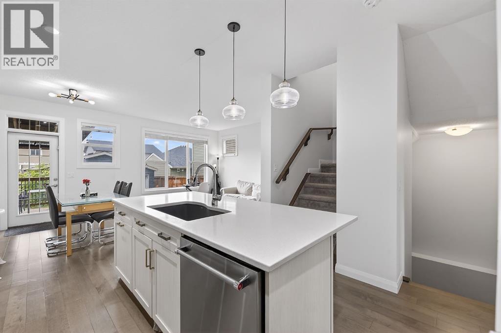 117 Ravenstern Crescent — photo 8