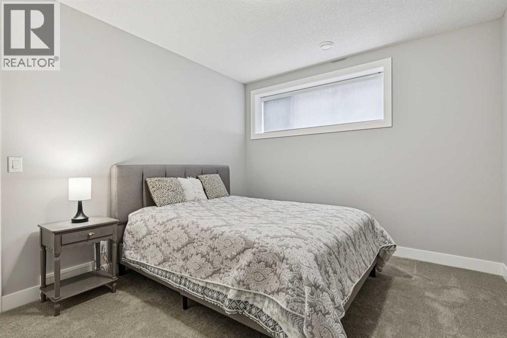 69 Yorkville Green SW — photo 34