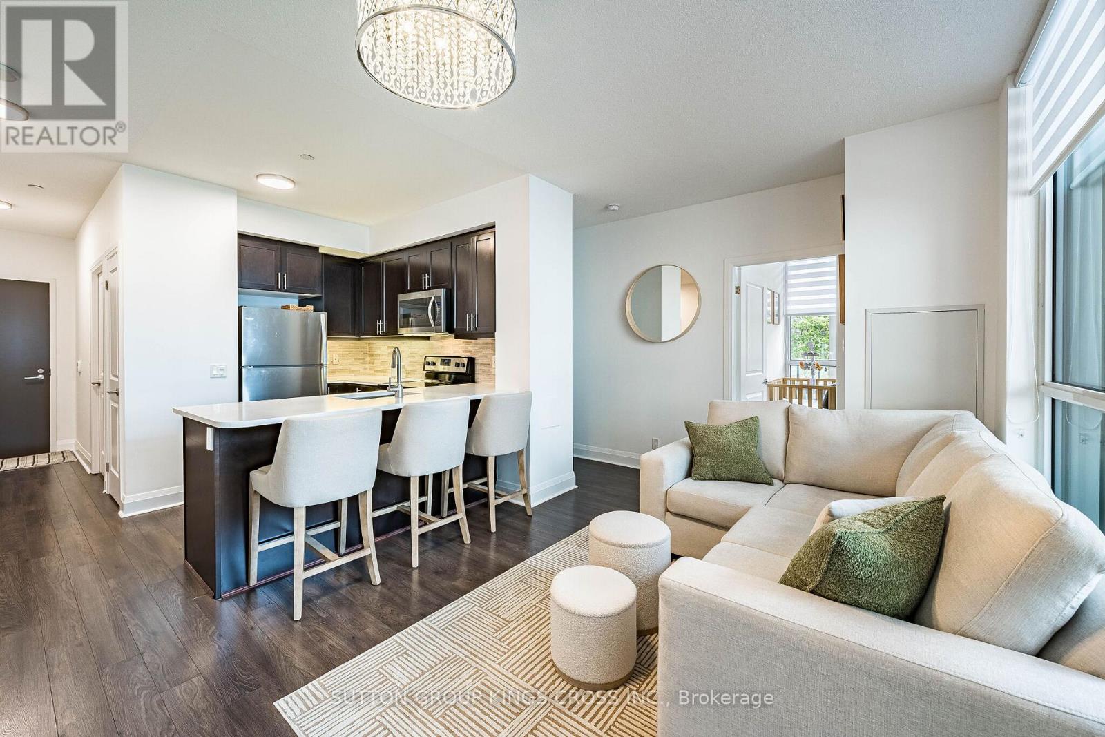 #202 15 ZORRA STREET - 13
