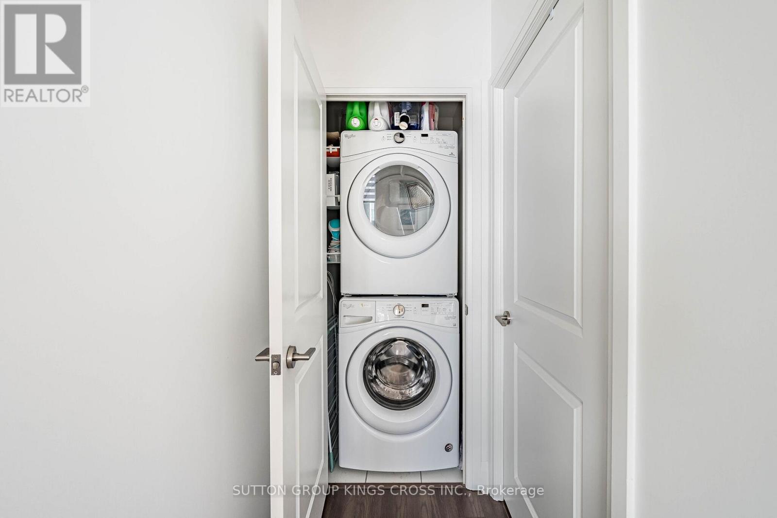 #202 15 ZORRA STREET - 30