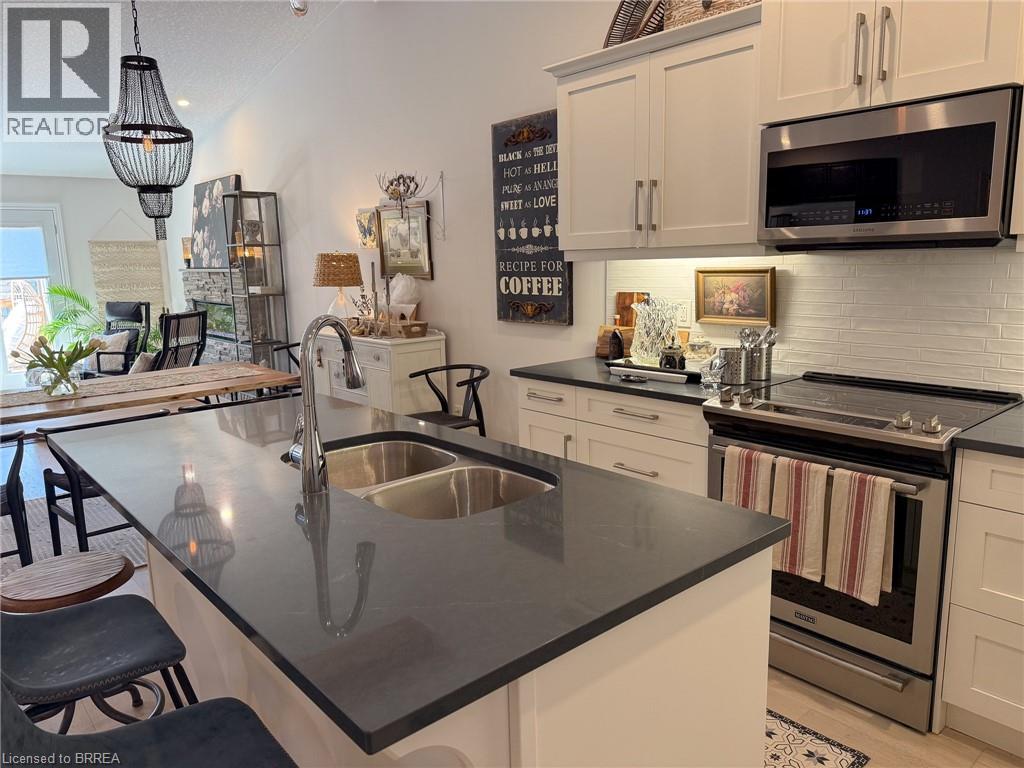 #52 29 SCHUYLER Street - 14