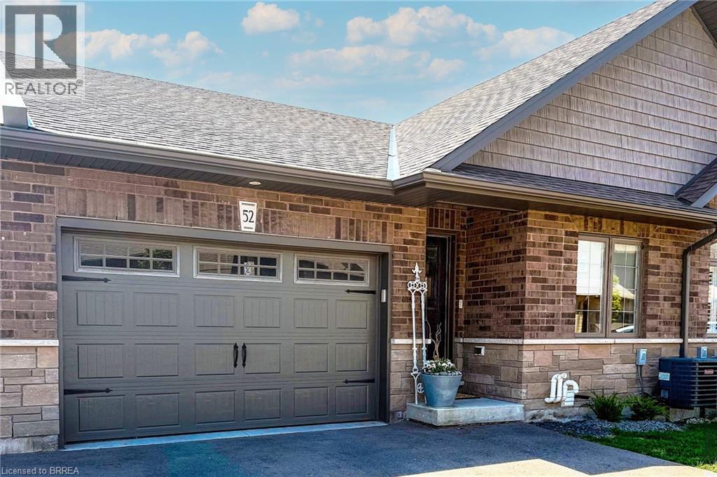 #52 29 SCHUYLER Street - 3