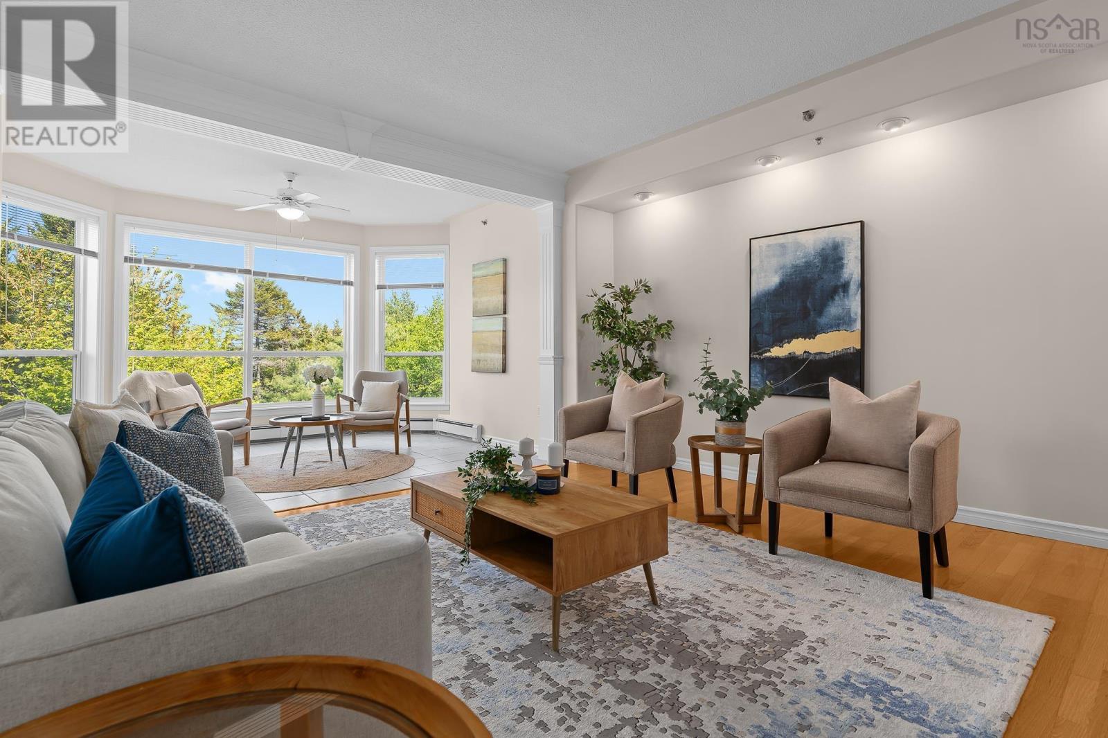 Property 3 of 41 of 206 96 Regency Park