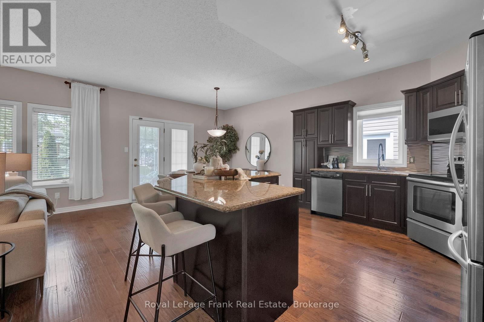 20 KISSINGBRIDGE LANE - Image 12