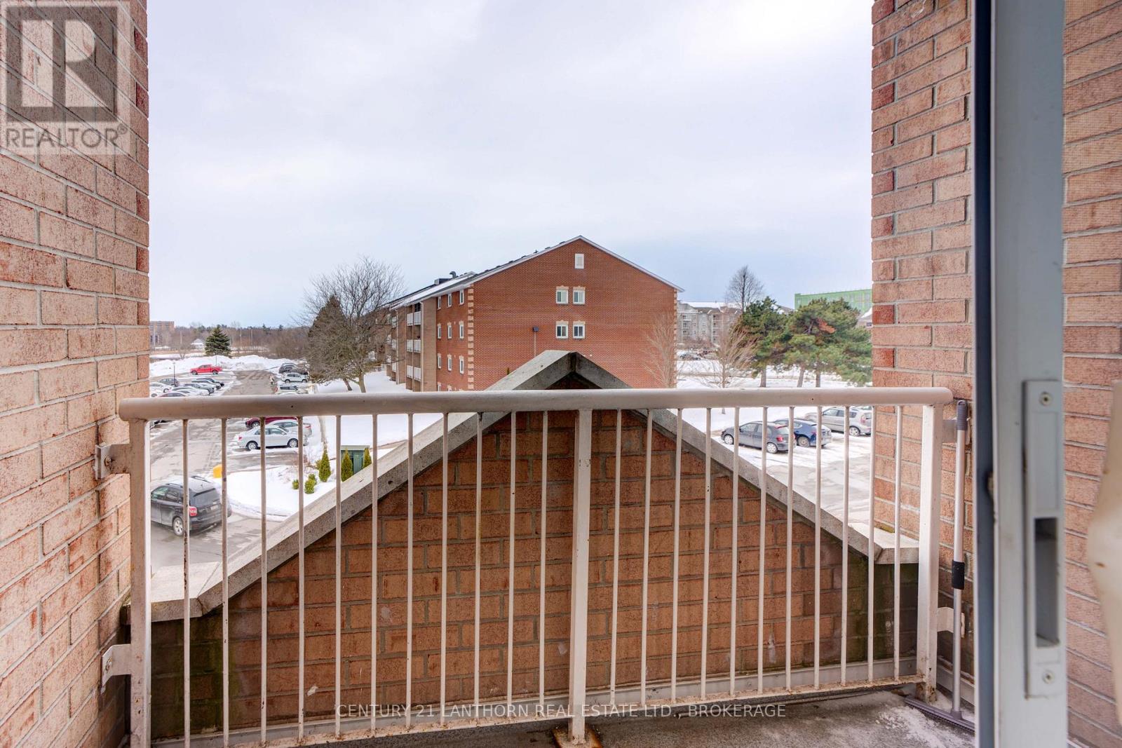 #309 580 ARMSTRONG ROAD - 18