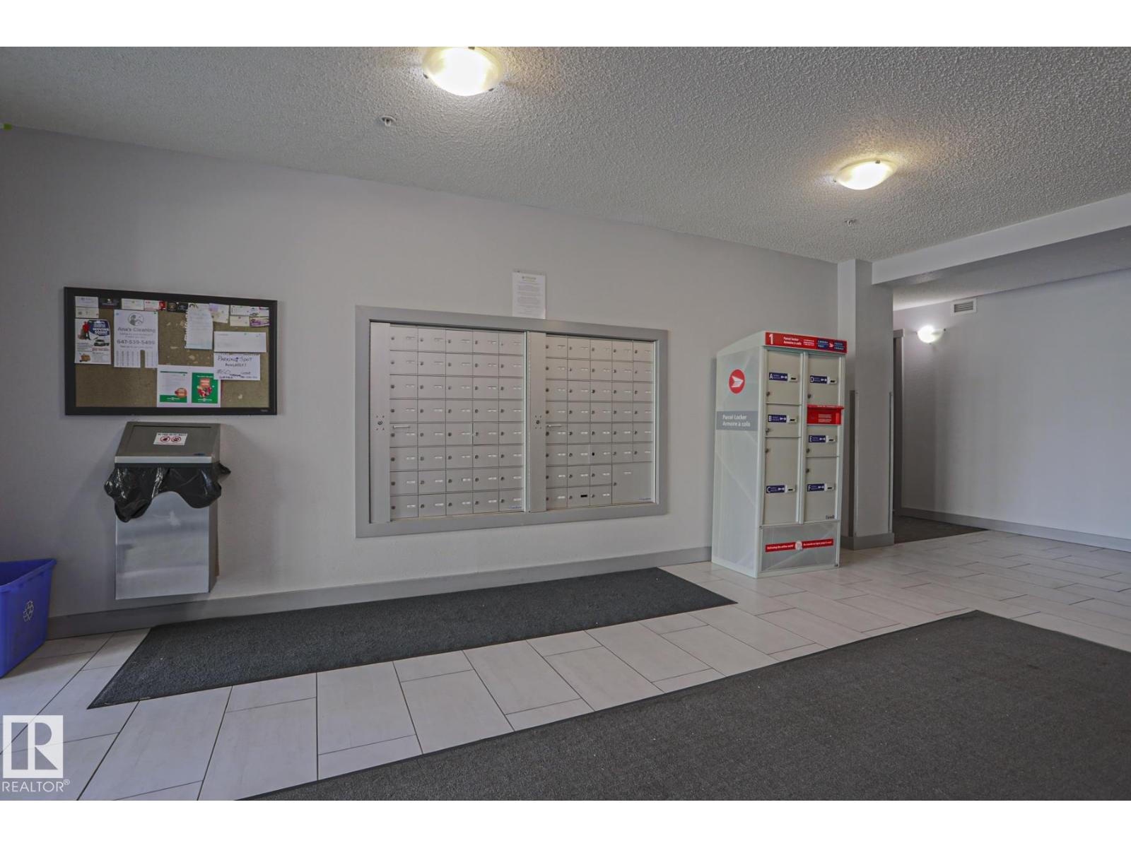 #405 11804 22 AV SW SW - 4