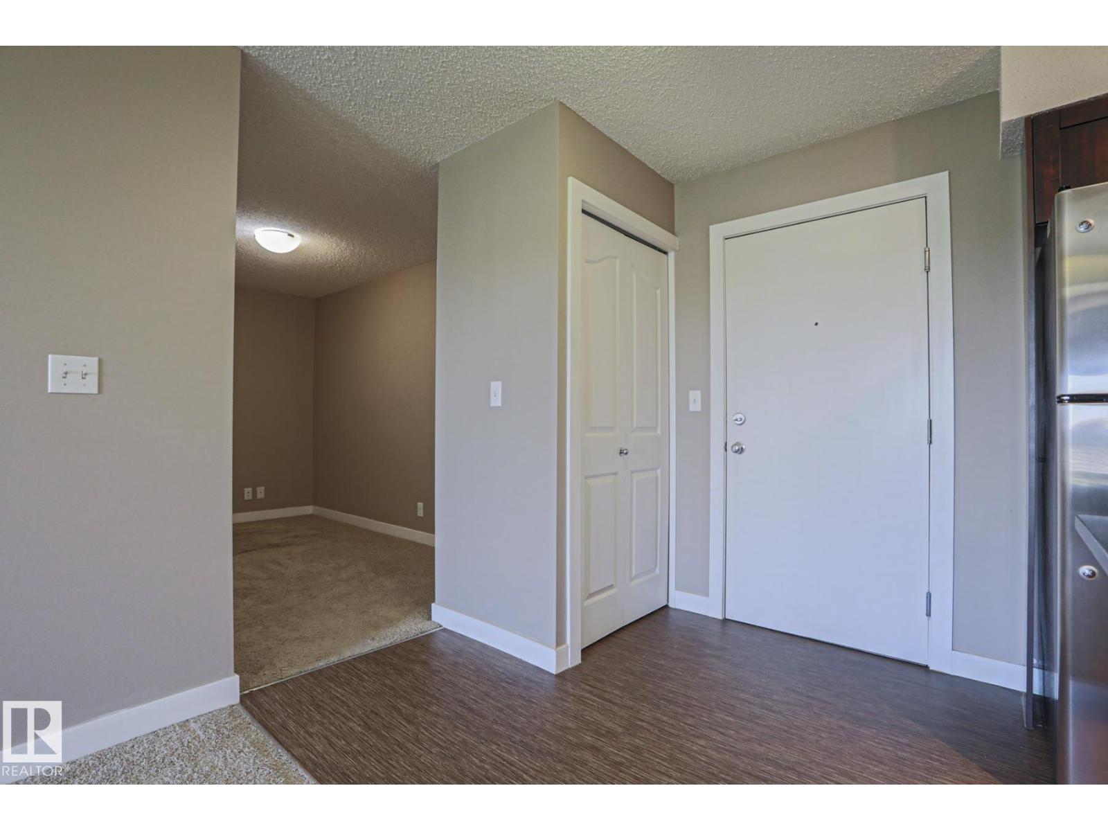 #405 11804 22 AV SW SW - 5