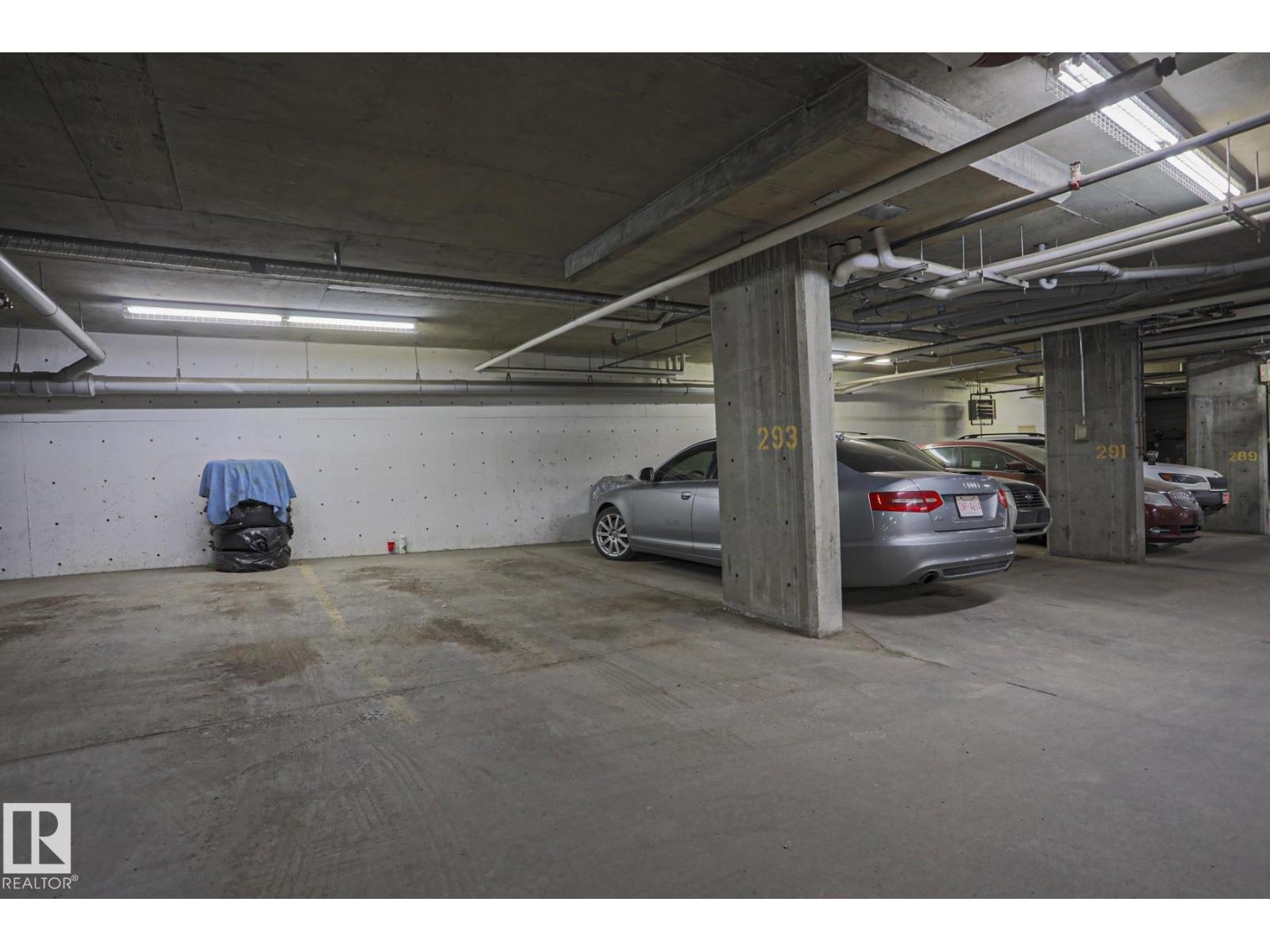 #405 11804 22 AV SW SW - 35