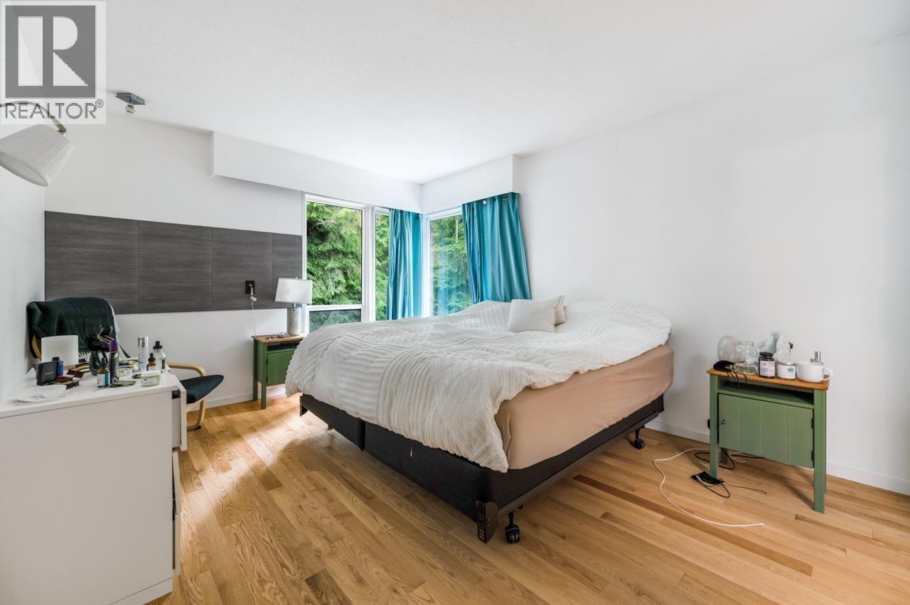 5344 CLIFFRIDGE AVENUE, North Vancouver