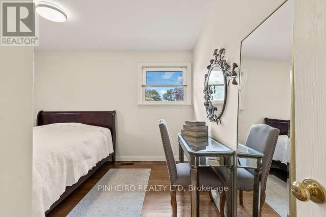 1807 SUDBURY AVENUE - 19