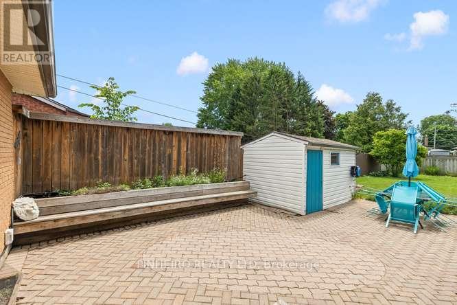 1807 SUDBURY AVENUE - 36