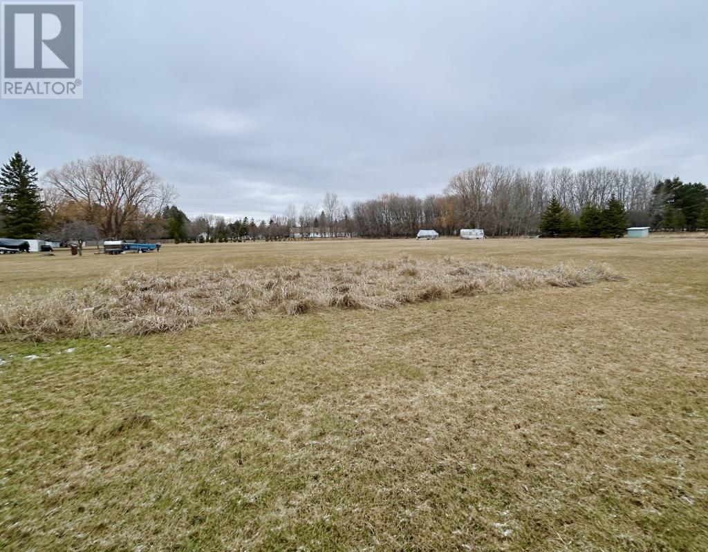 1011 Portage Avenue N - 27