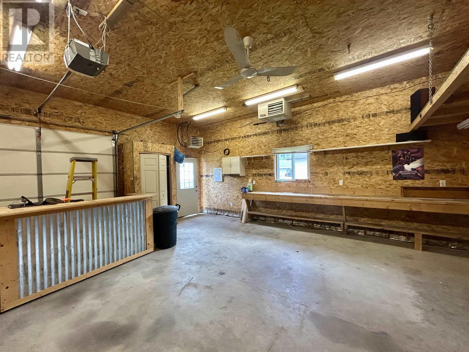 1011 Portage Avenue N - 4