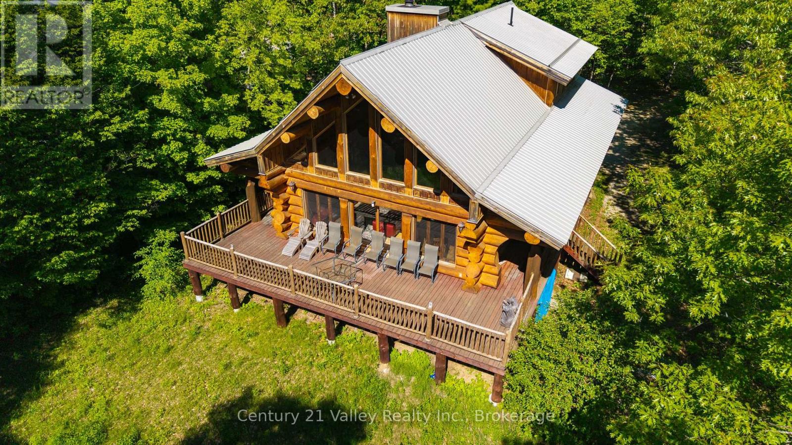 42 CRESTVIEW DRIVE - 33