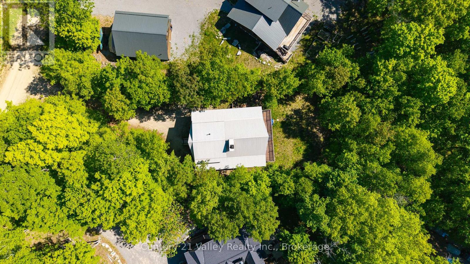 42 CRESTVIEW DRIVE - 37