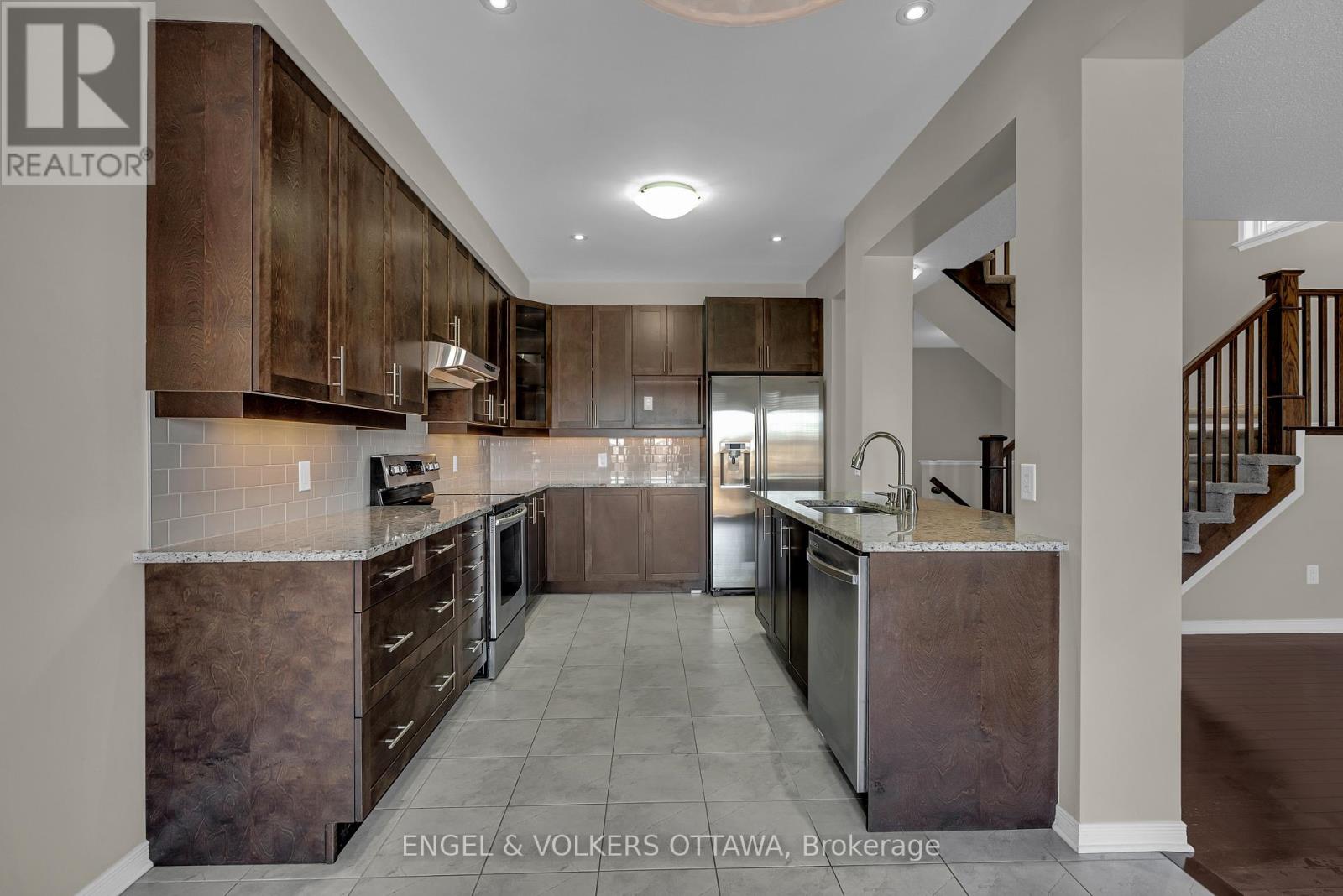 4 Bed, 4 Bath House for Rent in Ottawa – 40 TAPADERO AVENUE, Ottawa – MLS# X13435896 - Image 10