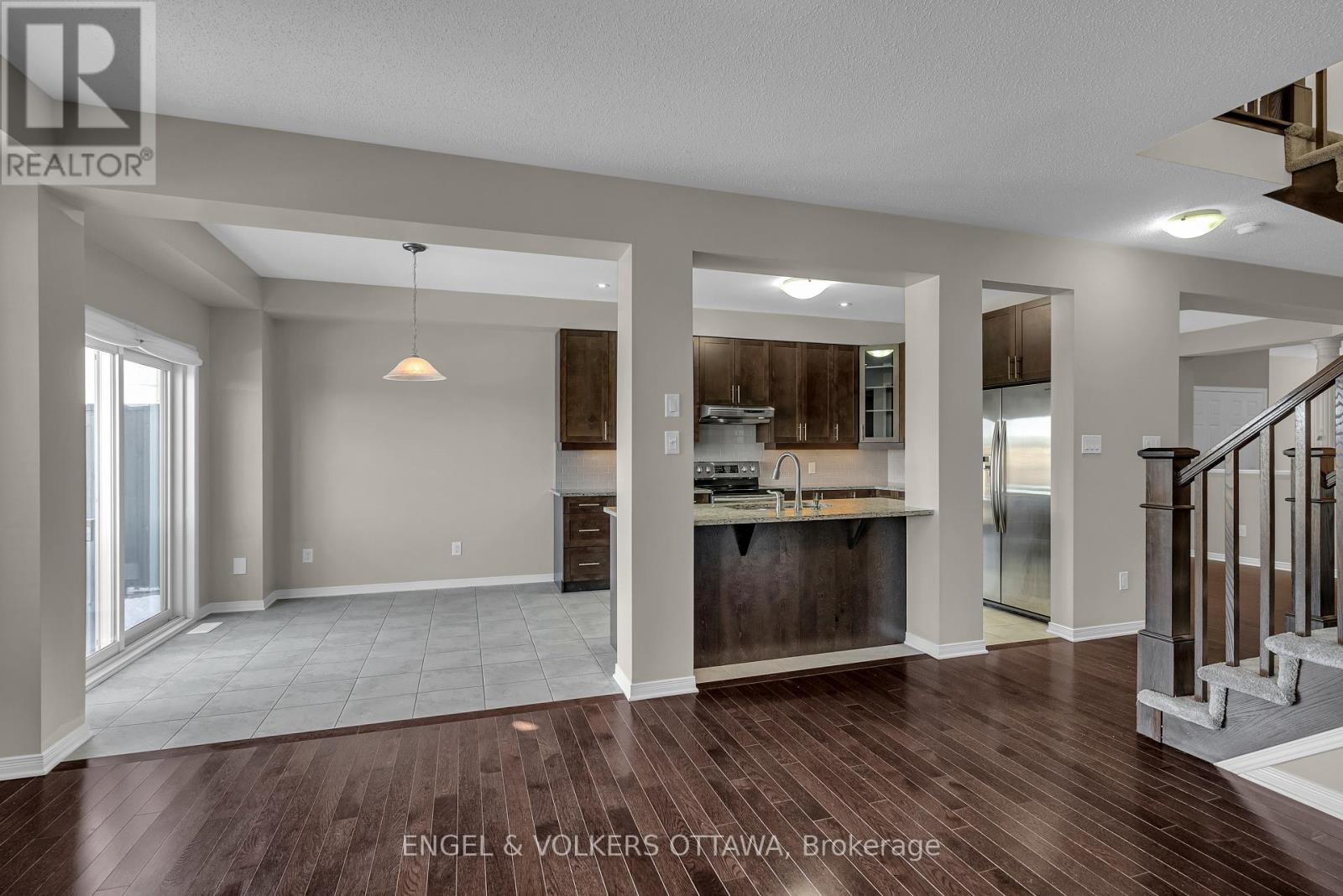 4 Bed, 4 Bath House for Rent in Ottawa – 40 TAPADERO AVENUE, Ottawa – MLS# X13435896 - Image 8