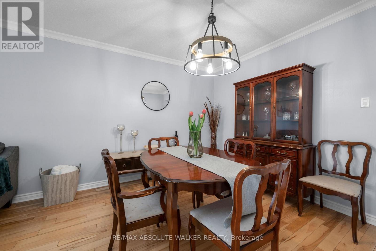 2061 LEGRAND CRESCENT - 10