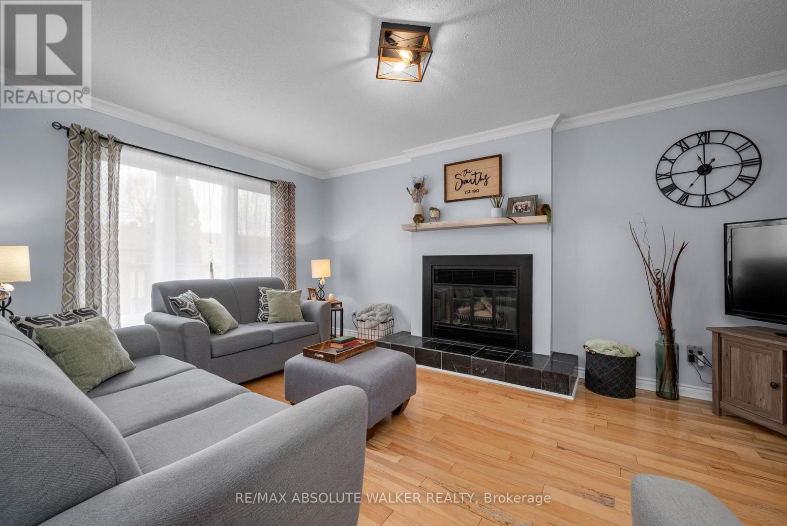 2061 LEGRAND CRESCENT - 18