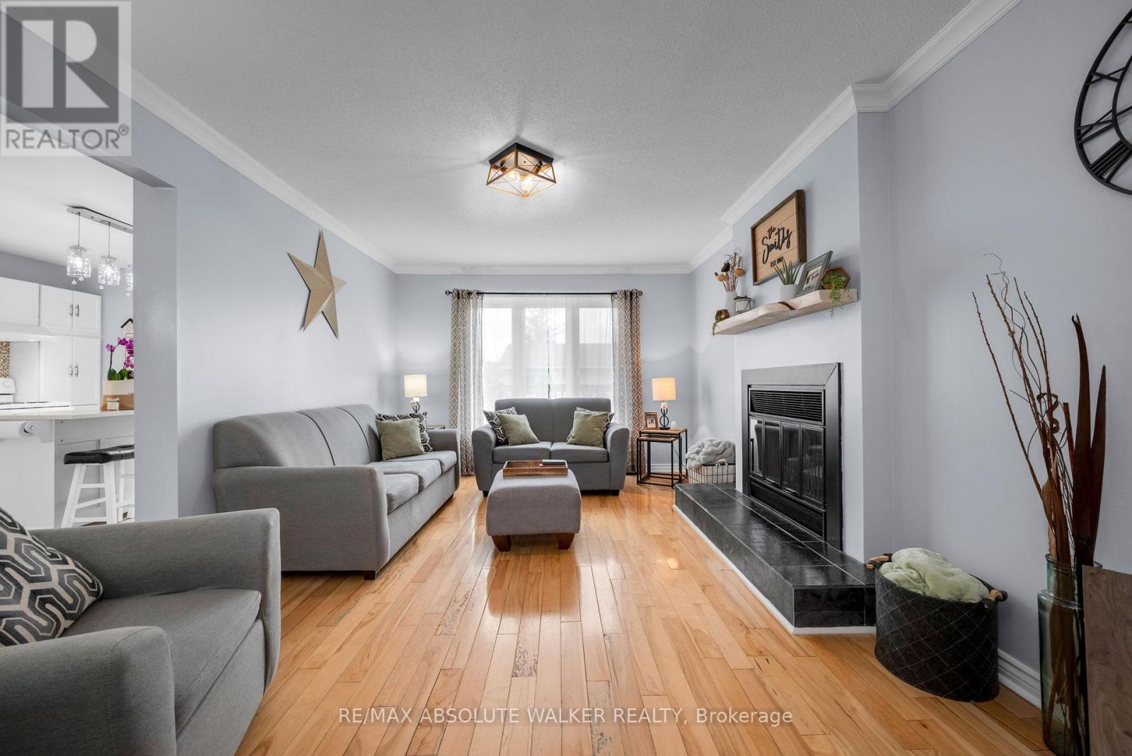 2061 LEGRAND CRESCENT - 19