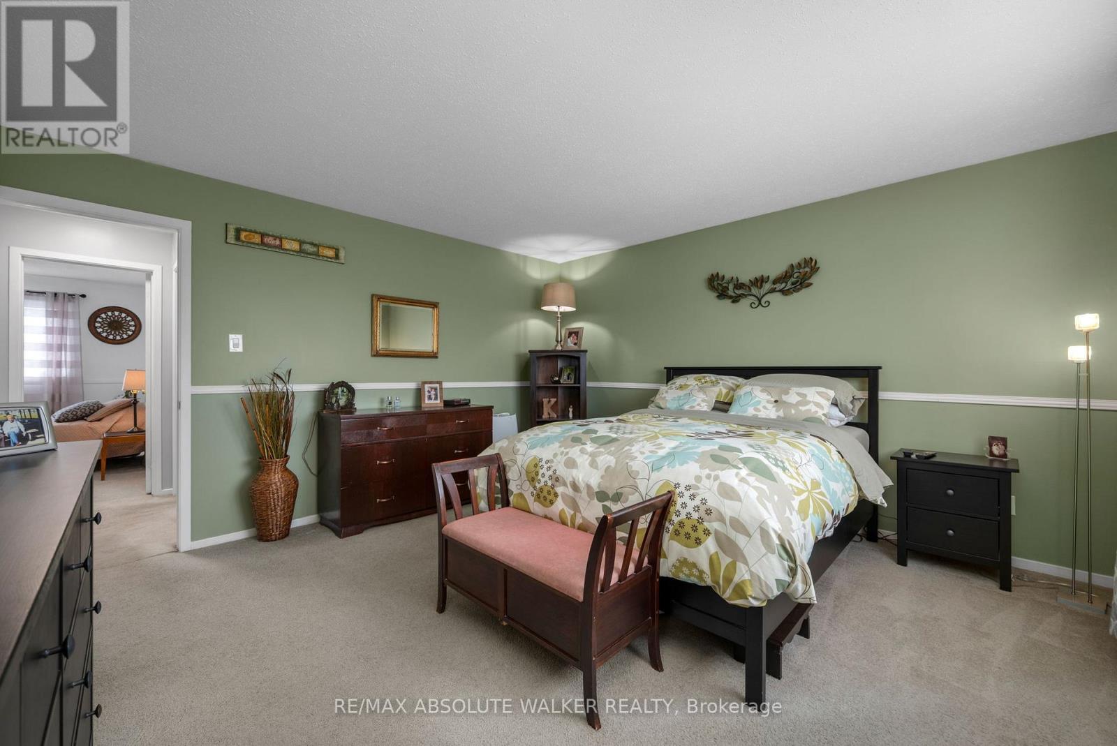 2061 LEGRAND CRESCENT - 24