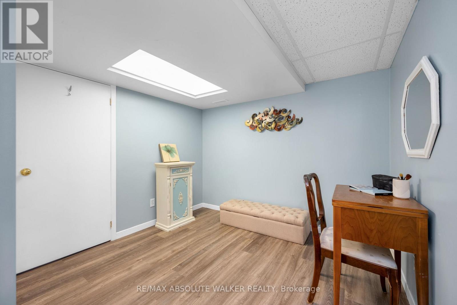 2061 LEGRAND CRESCENT - 33