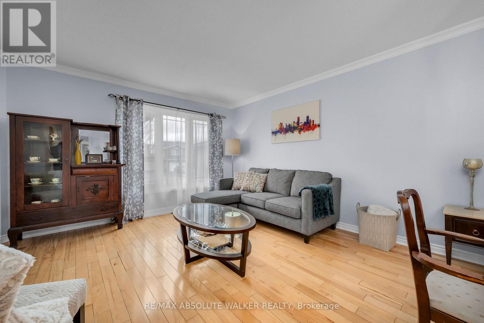 2061 LEGRAND CRESCENT - 7