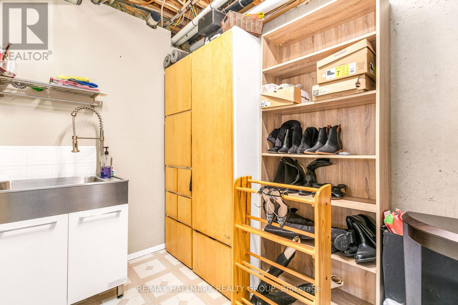 2051 FRANK BENDER STREET - 24