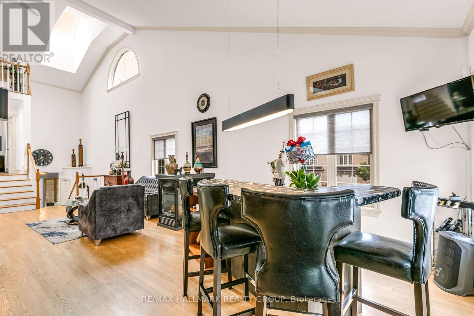 2051 FRANK BENDER STREET - 7