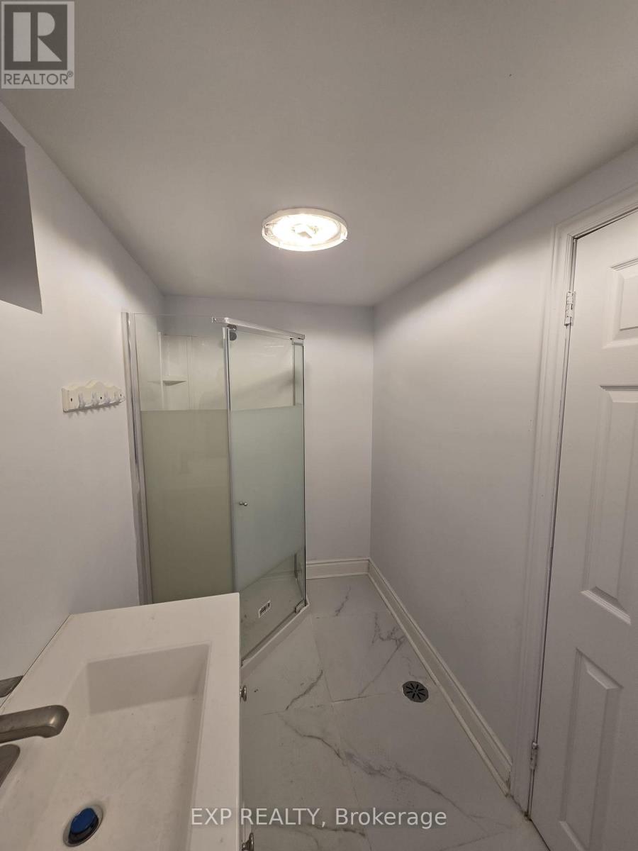 2 Bed, 1 Bath Multi-Family for Rent in Ottawa – B – 20 NEWHAVEN STREET, Ottawa – MLS# X13436010 - Image 10