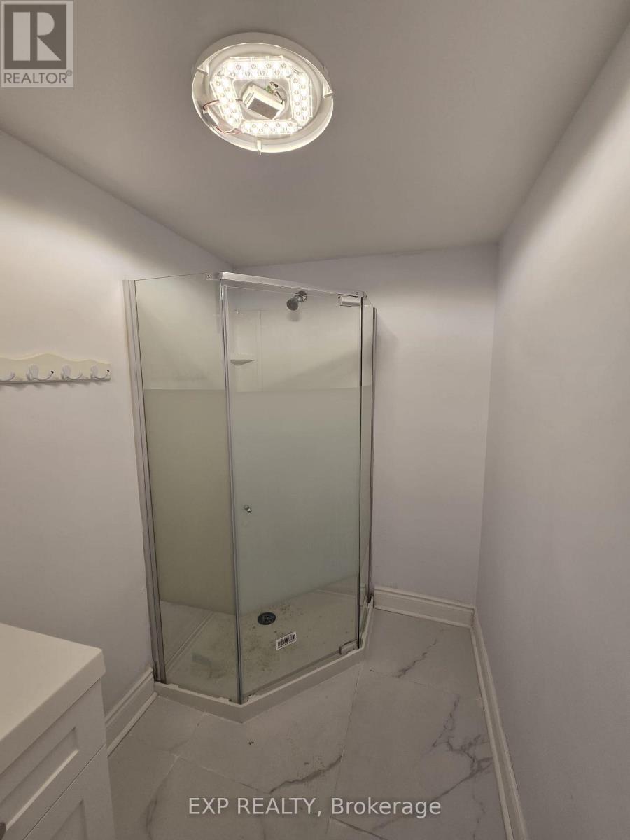 2 Bed, 1 Bath Multi-Family for Rent in Ottawa – B – 20 NEWHAVEN STREET, Ottawa – MLS# X13436010 - Image 11