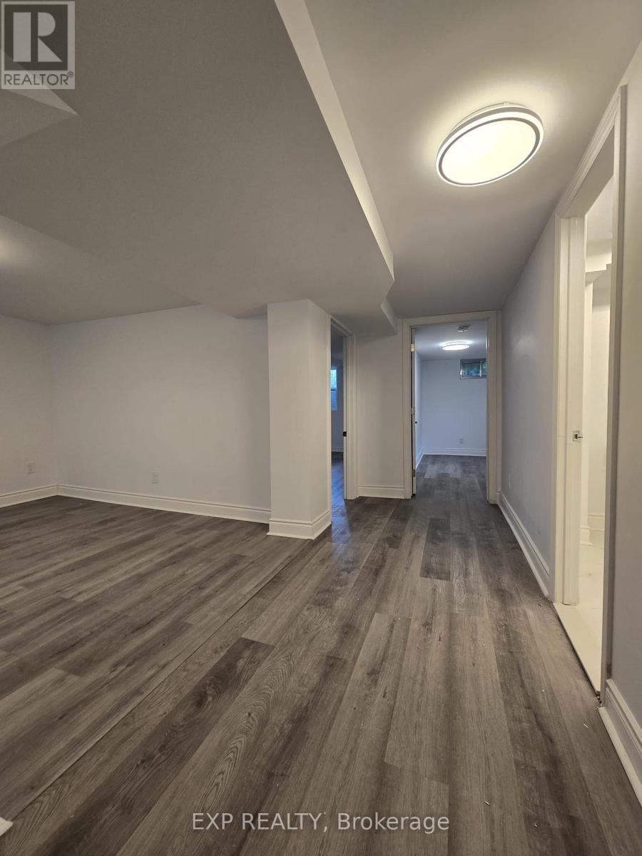 2 Bed, 1 Bath Multi-Family for Rent in Ottawa – B – 20 NEWHAVEN STREET, Ottawa – MLS# X13436010 - Image 7