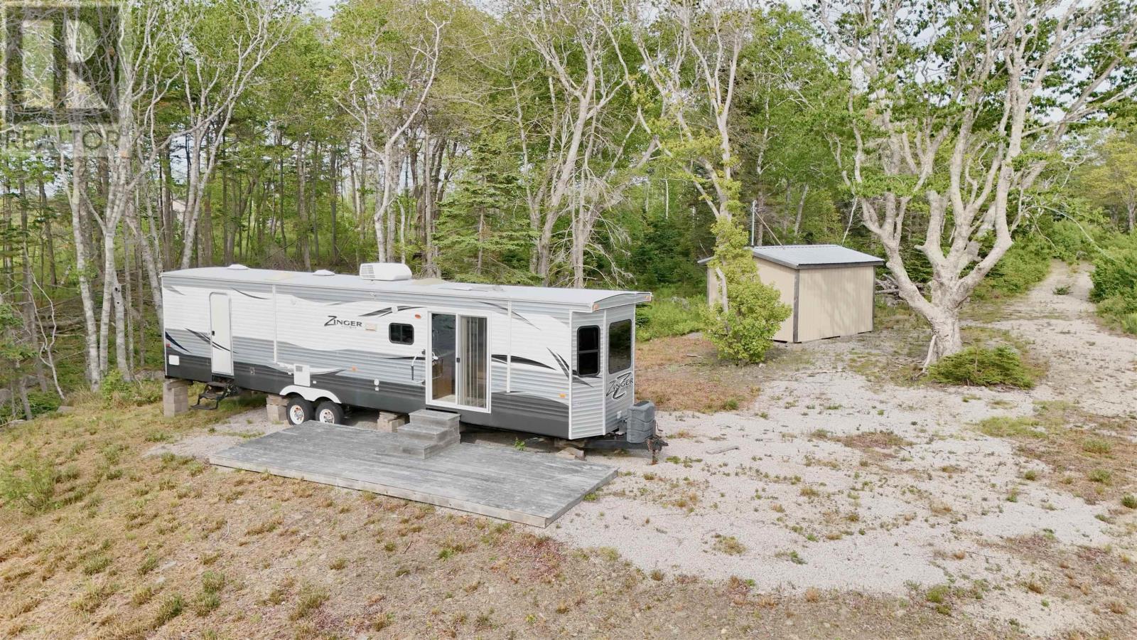 Property 8 of 9 of 21 Caterpillar Loop