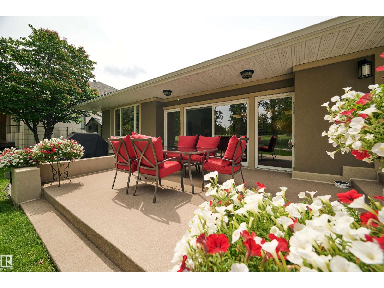 111 FAIRWAY DR NW — photo 44