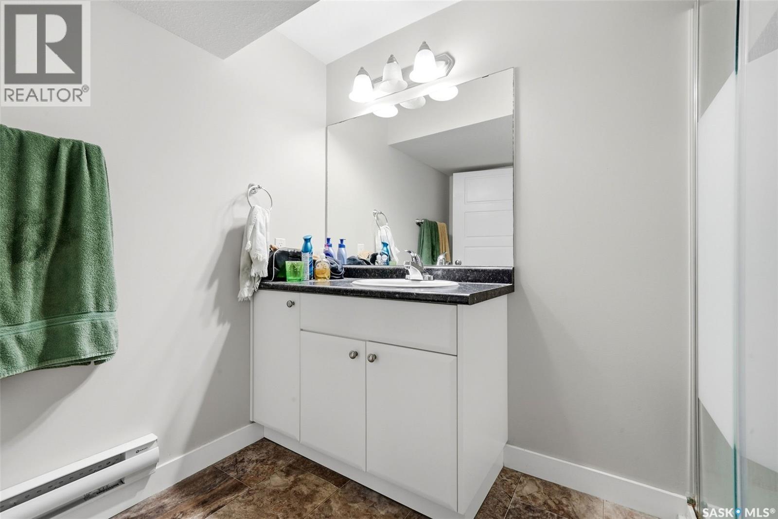 134 Ellison CRESCENT — photo 32