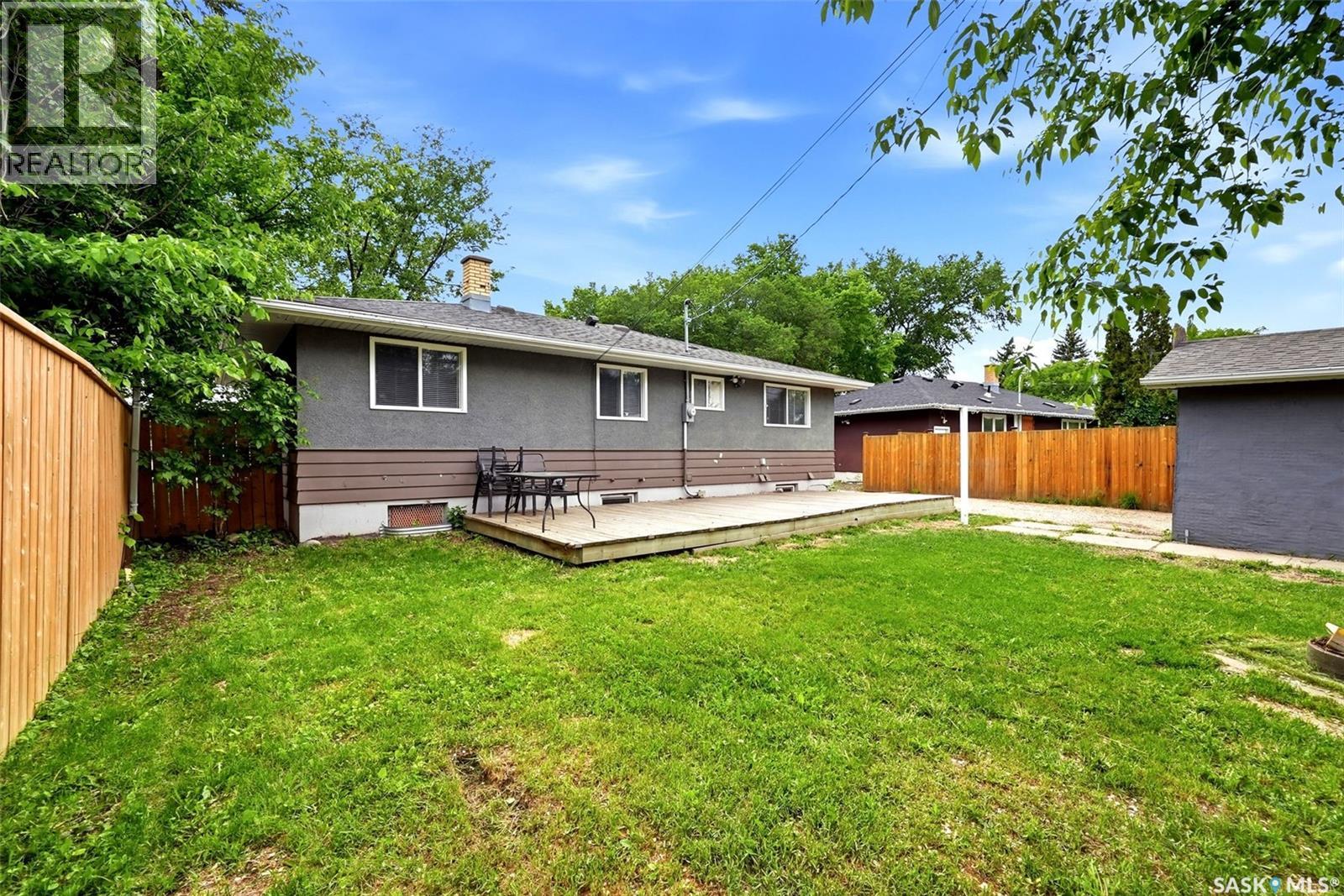 134 Ellison CRESCENT — photo 40