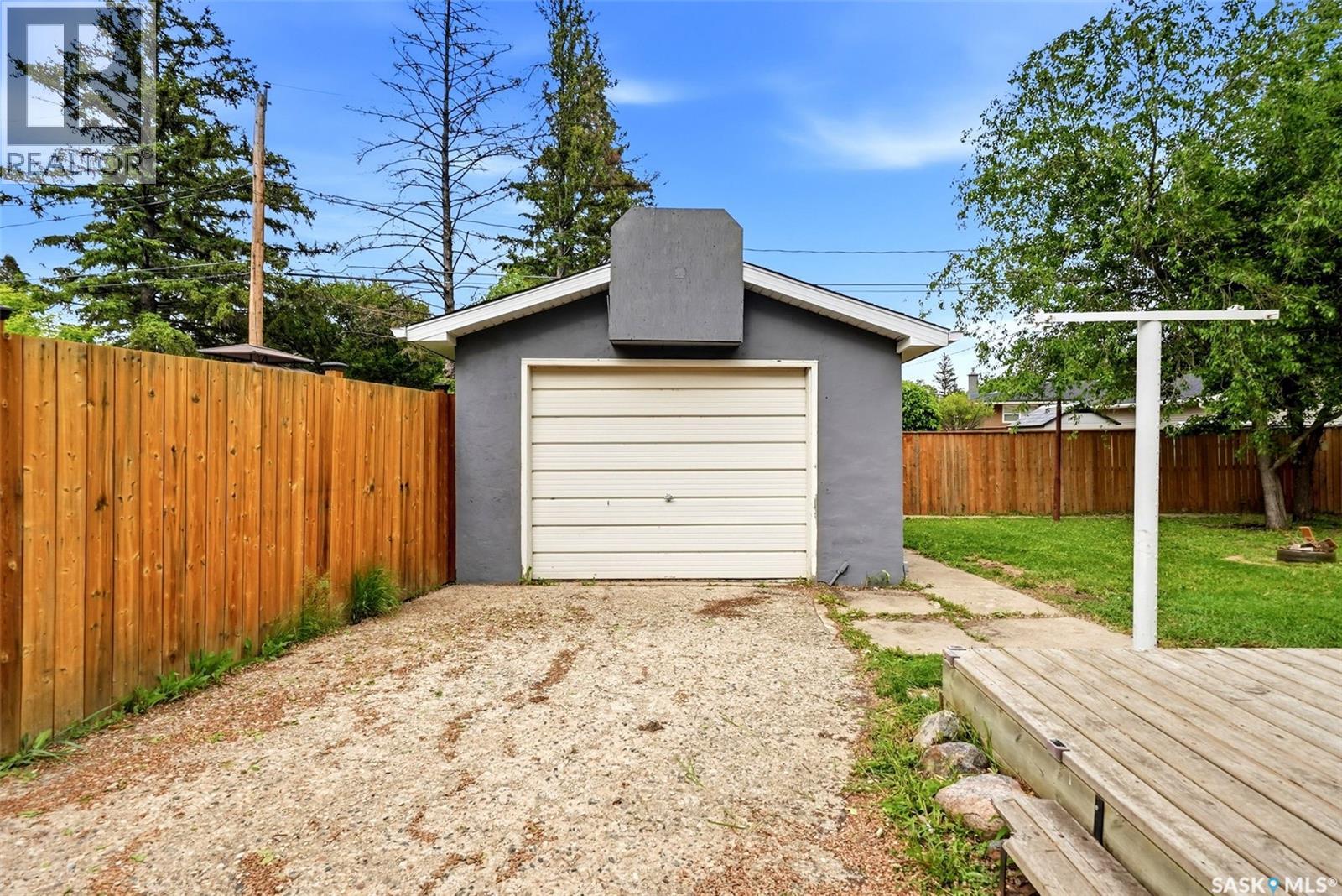 134 Ellison CRESCENT — photo 44