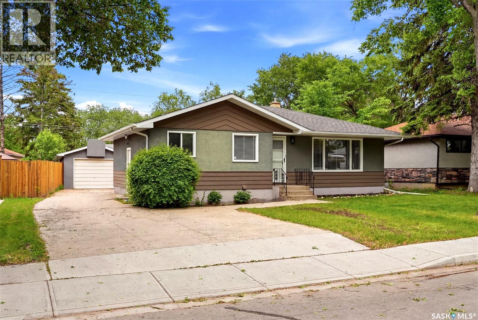 134 Ellison CRESCENT — photo 45