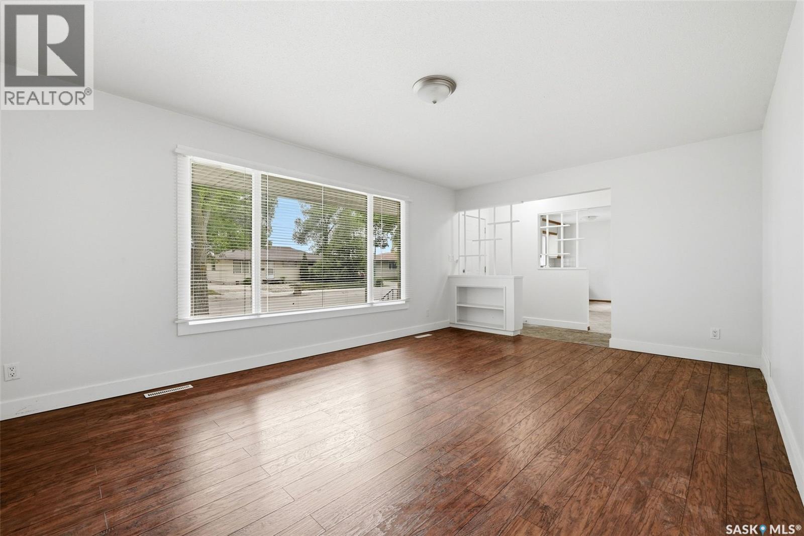 134 Ellison CRESCENT — photo 6