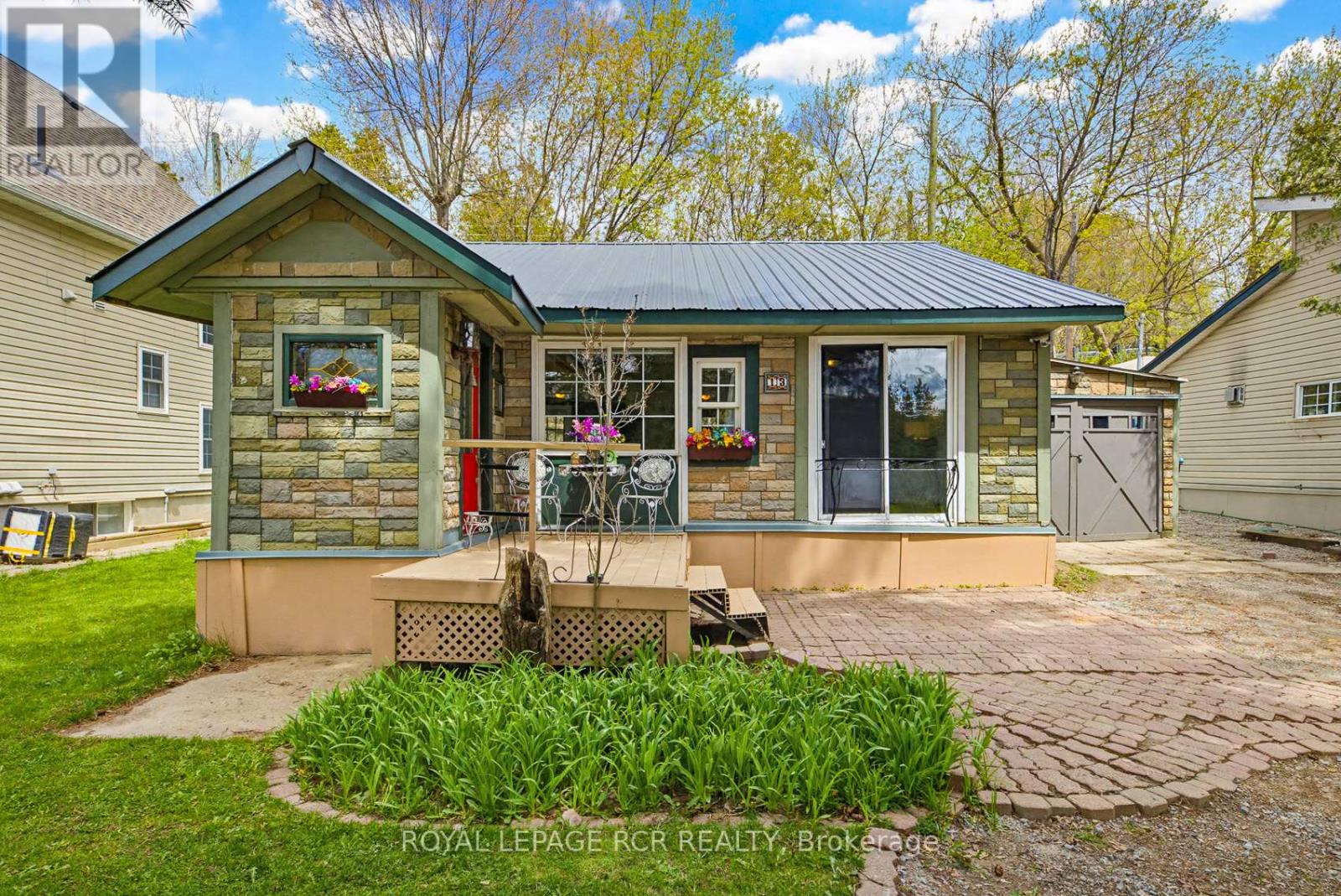 13 OLD PAVILION ROAD - 1