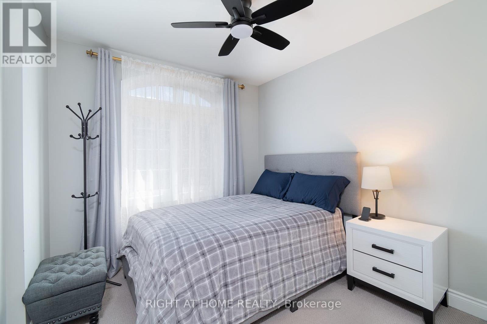 2 QUEEN MARY COURT - 24