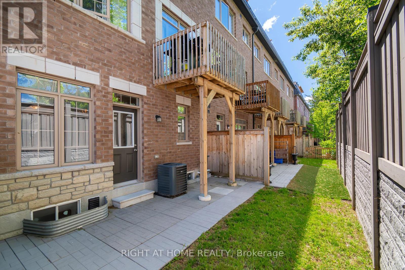 2 QUEEN MARY COURT - 37