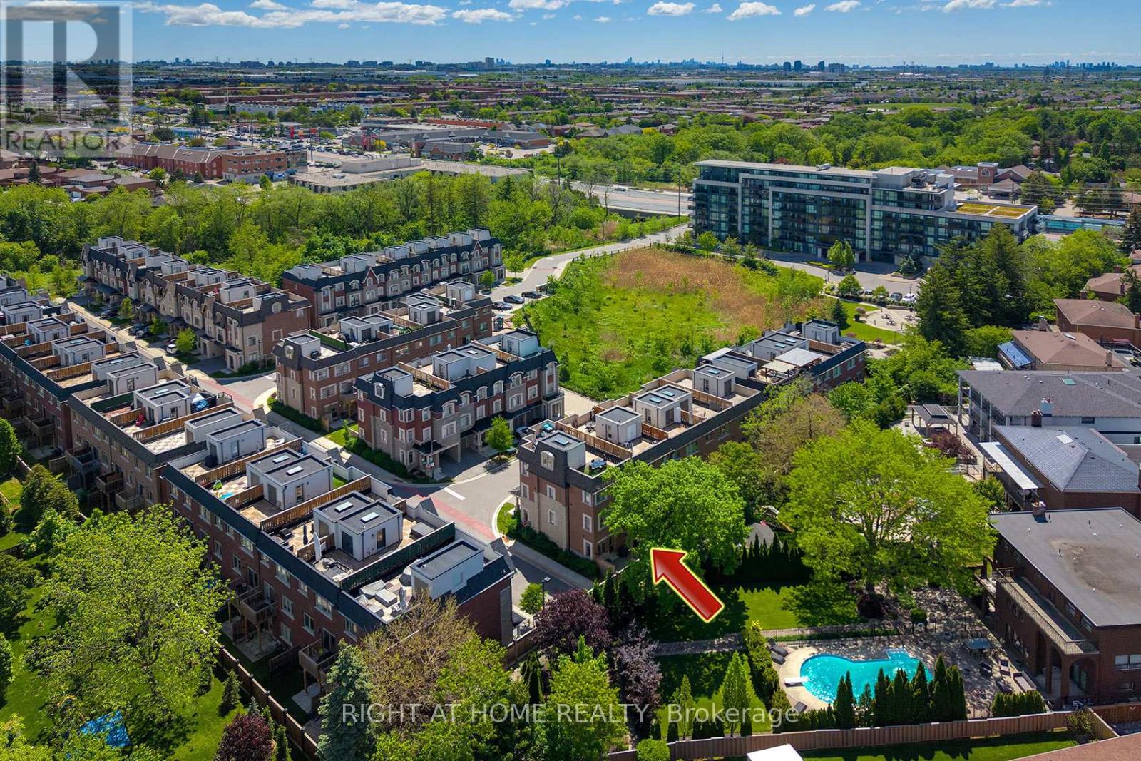2 QUEEN MARY COURT - 41