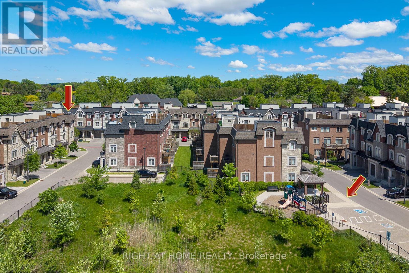 2 QUEEN MARY COURT - 43