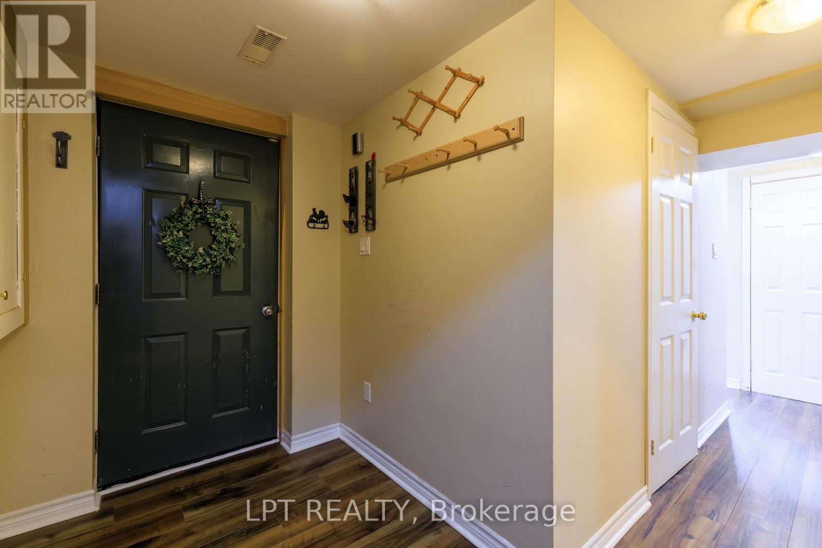 11 HARDWOOD DRIVE - 21