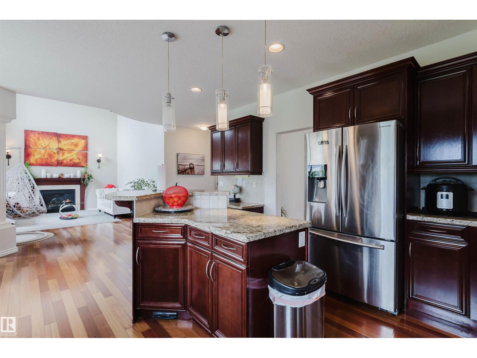 20524 58 AV NW — photo 29