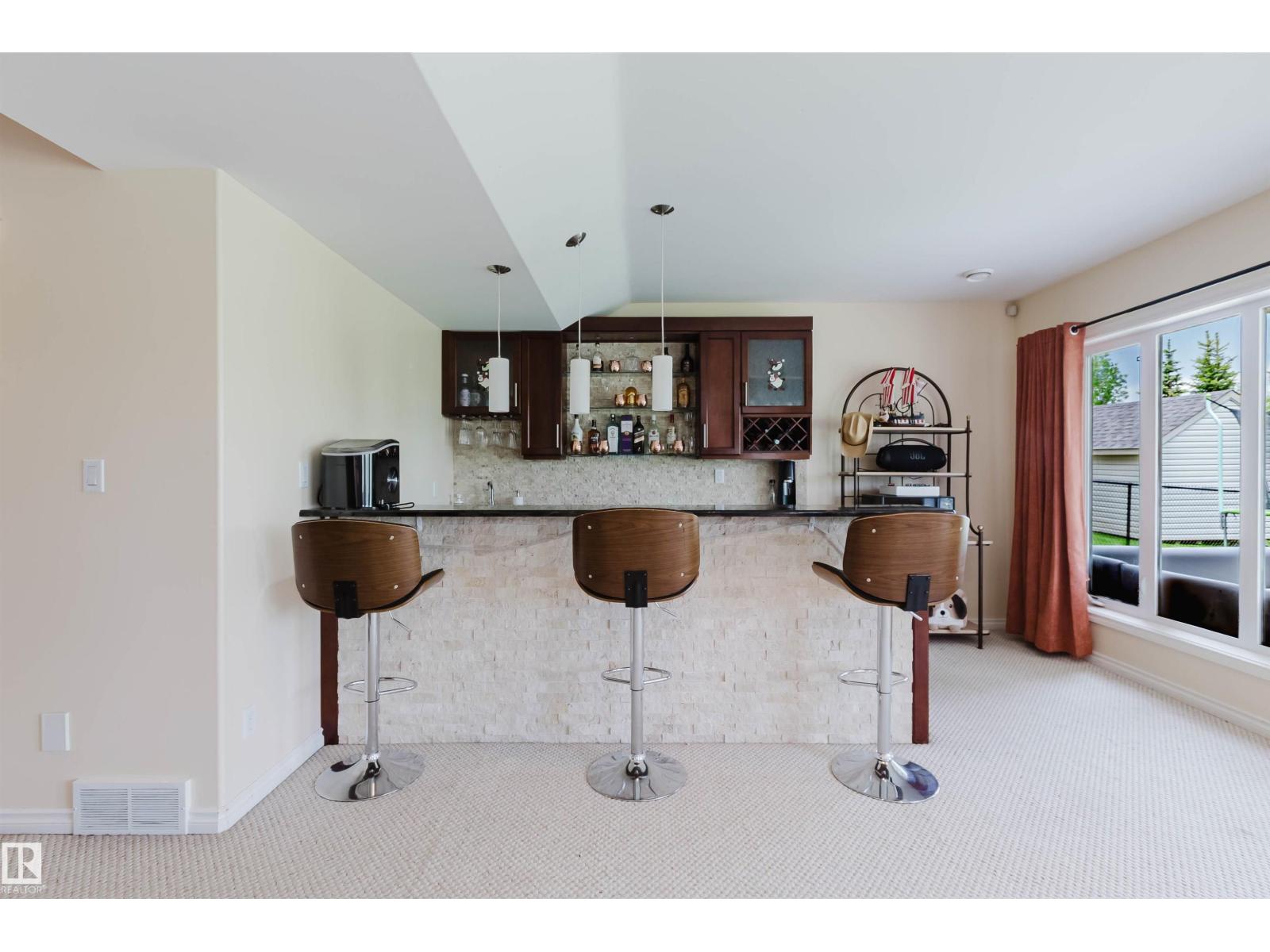 20524 58 AV NW — photo 56