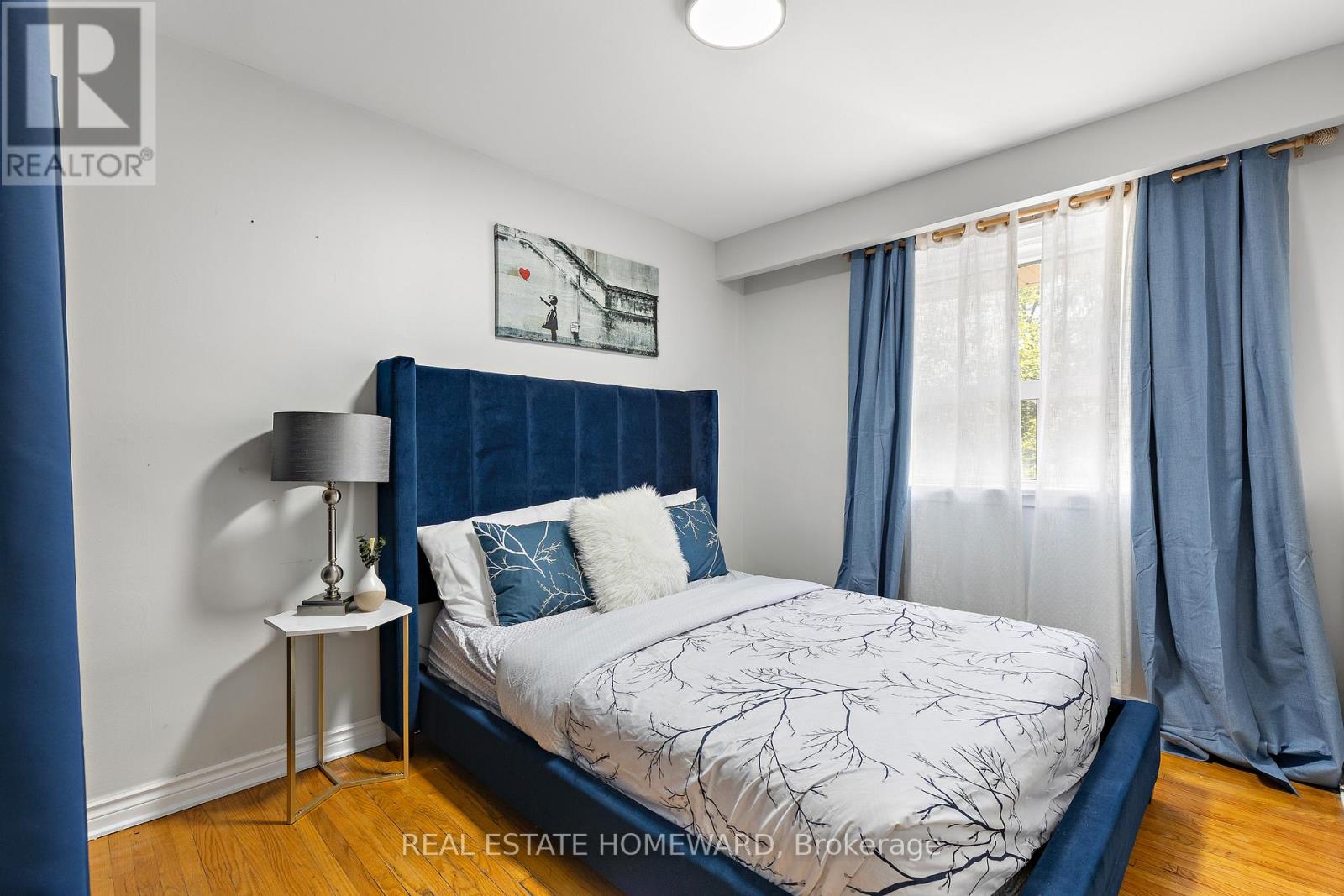 85 LETCHWORTH CRESCENT - 10